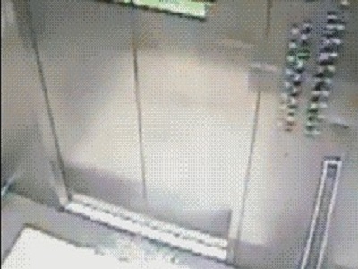 Гиф-картинка Лифт-убийца