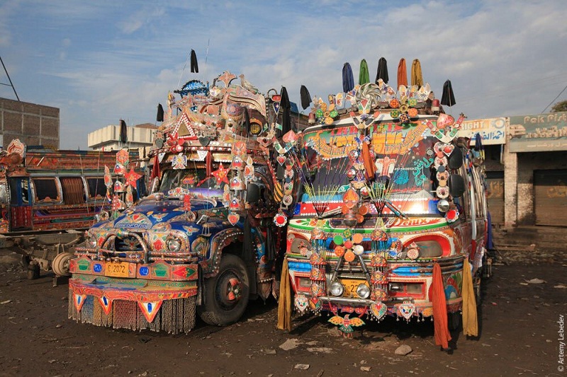 Роспись машин в Патистане