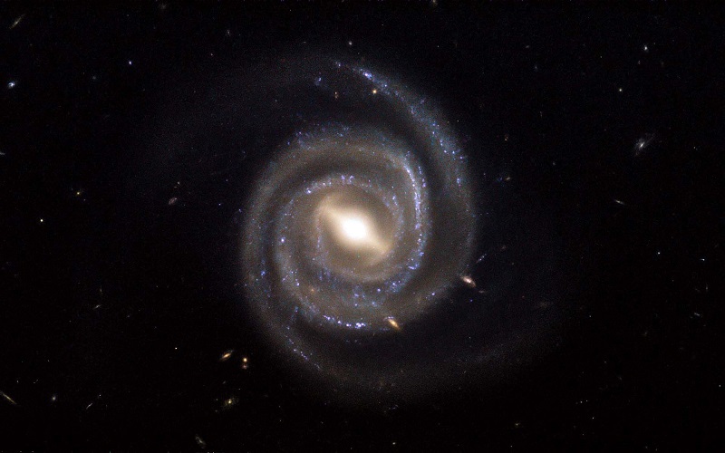 Активная спиральная галактика UGC 6093