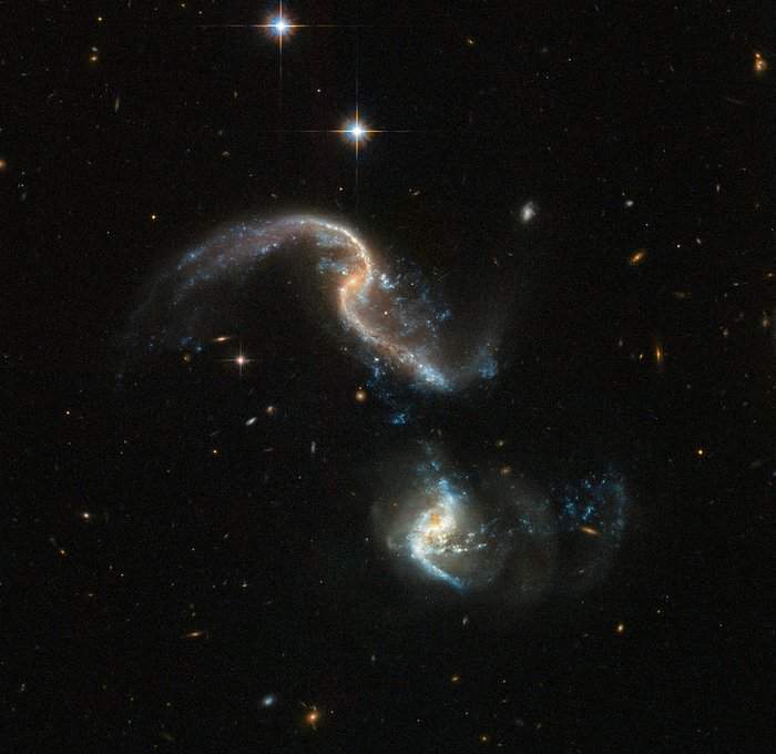 столкновение двух галактик