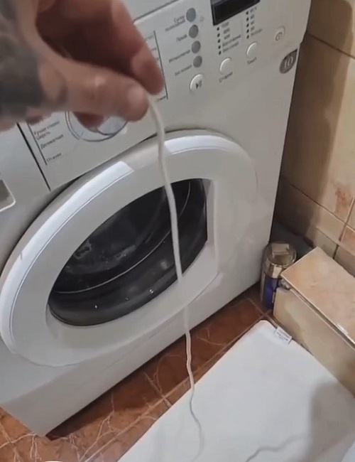 Как открыть люк стиральной машины