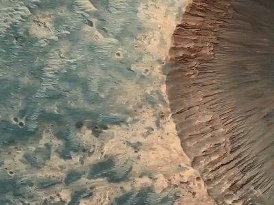 Видео, снятое с марсианской орбиты